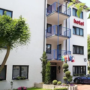 Astoria Am Urachplatz Штутгарт