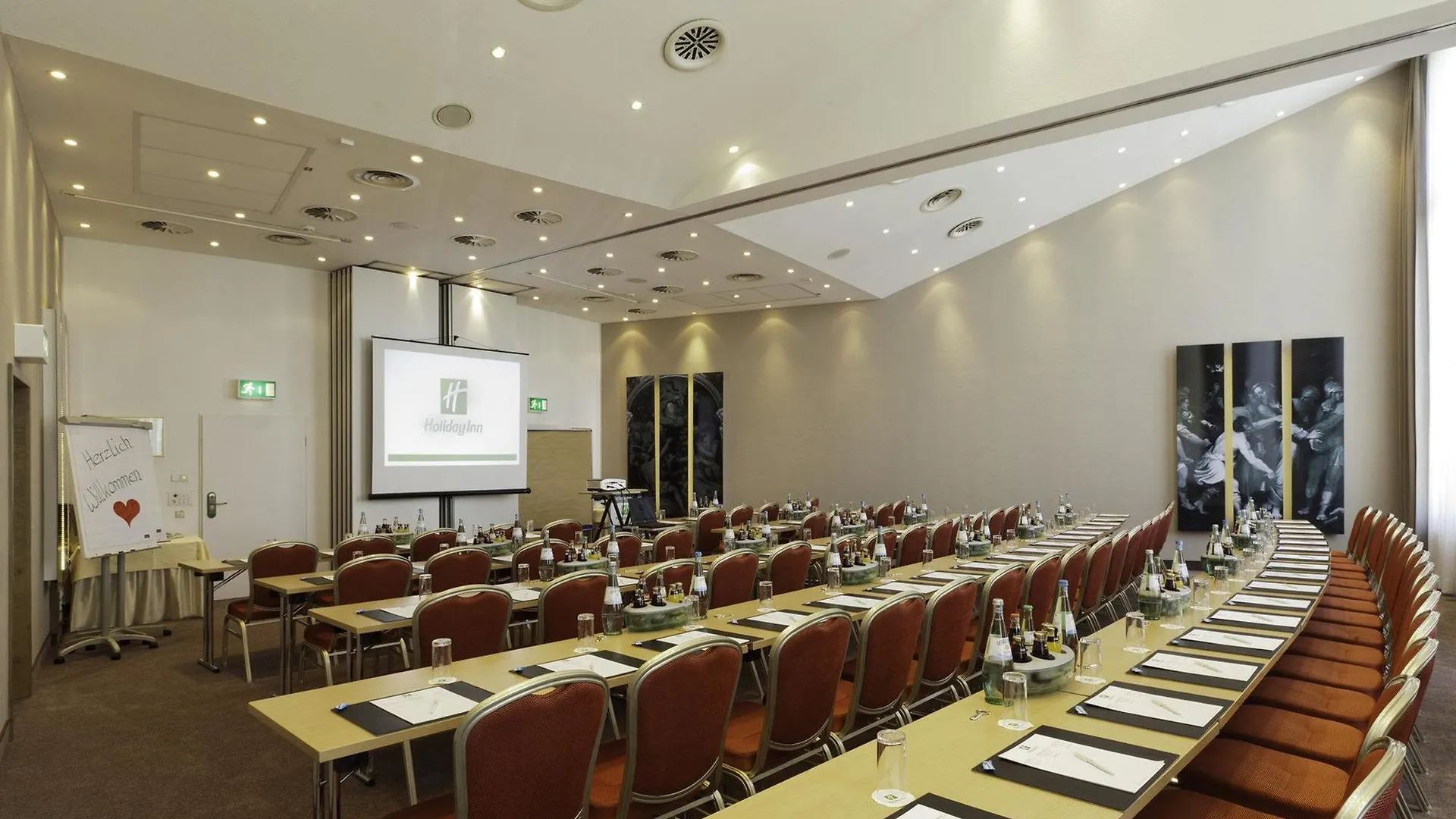 Holiday Inn Stuttgart By Ihg 4*,